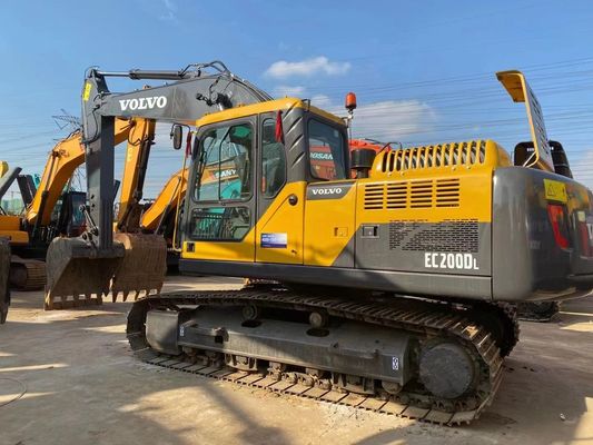 Second hand Volvo excavator EC240 tracked excavator from Shanghai, China