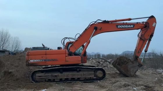 Very good Second hand Doosan DX300 excavator for export from China