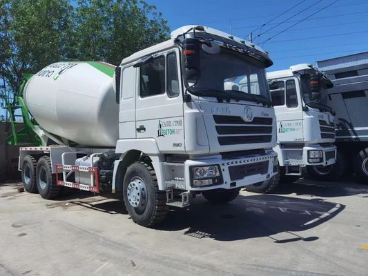 The condition of the second-hand Sinotruck F3000 concrete transport tank is good