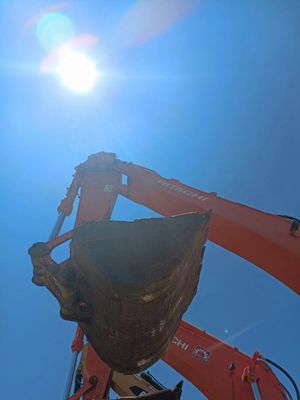 Second Hand Zaxis 650LC-3 Available At A Great Price , Welcome To Check It Out With Me