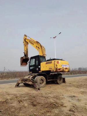 Hyundai Wheeled Excavator Available For A Good Price And In Great Condition