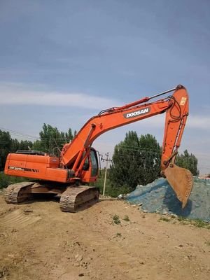 Heavy Duty Doosan Dx225 Excavator for Sale - Ideal for Construction and Mining Applications