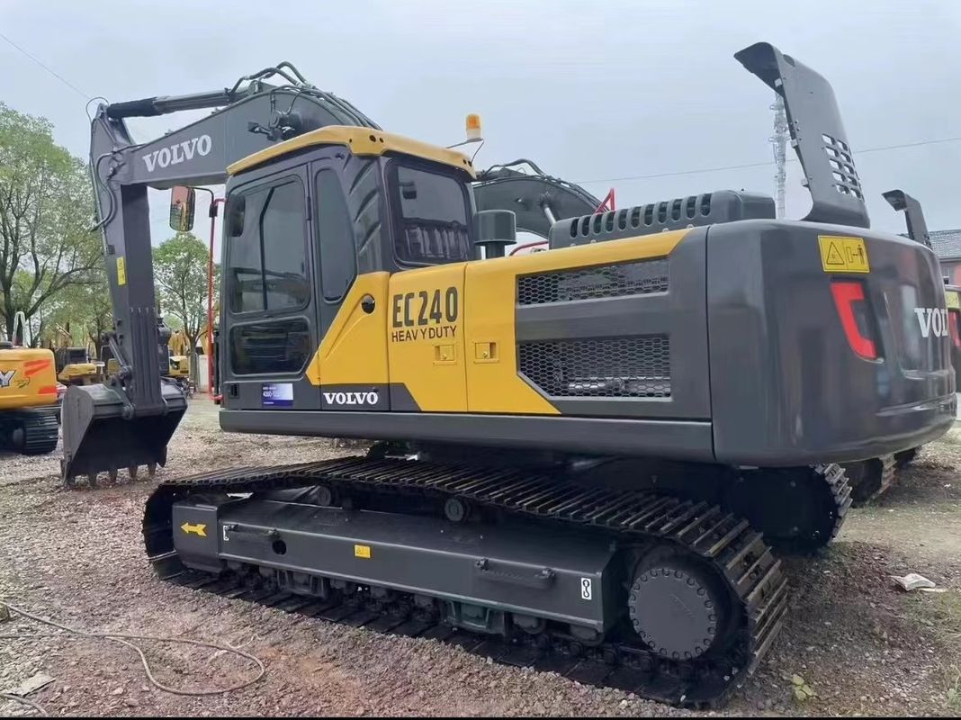 24000KG Used Volvo Excavator, Track Excavator Volvo EC240 From China