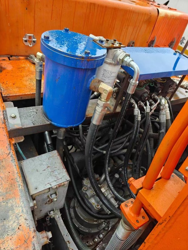 하이 퍼포먼스 히타치 470 LC-3 발굴기: 다음의 중량 작업 파트너!