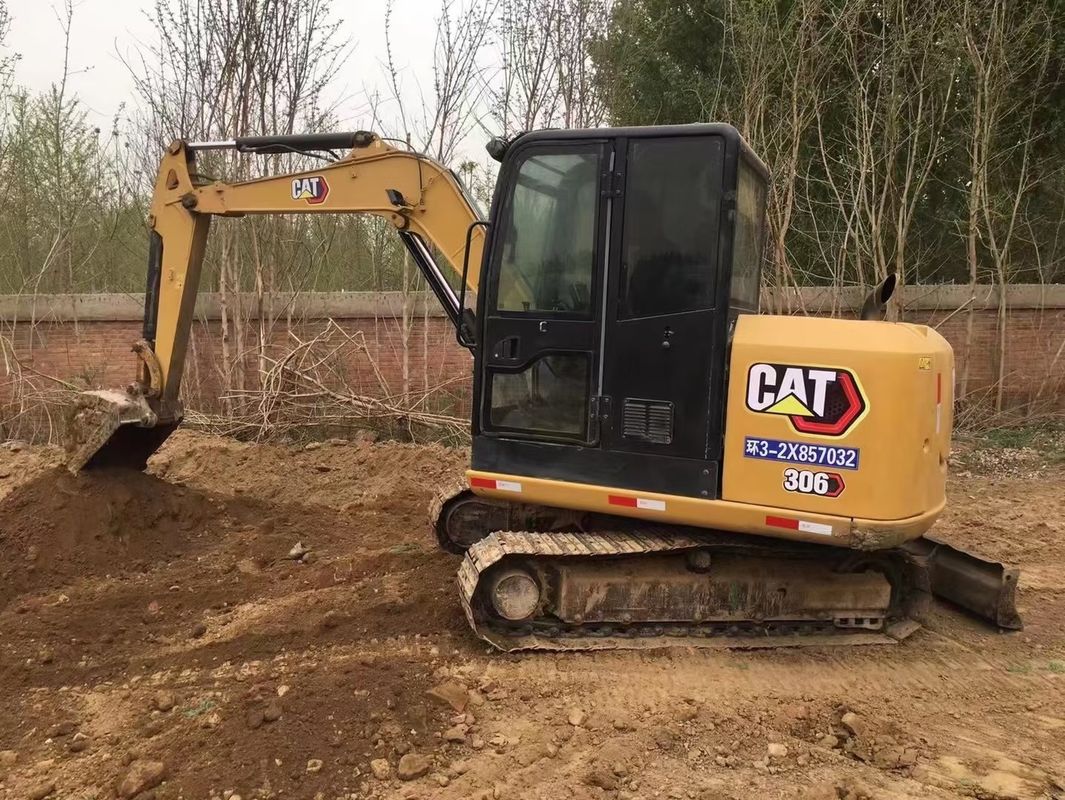second hand   cat 306 mini excavator , well maintained and available now