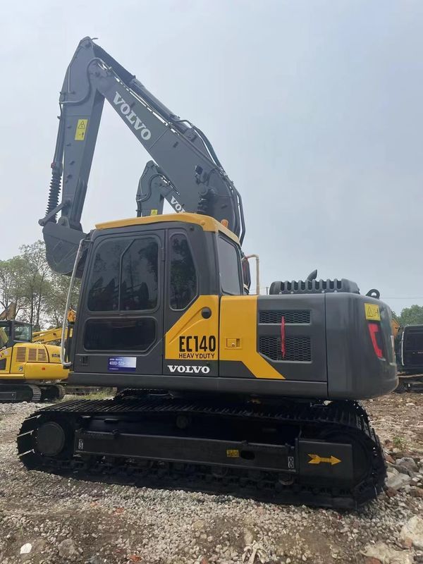 Used Ec140 Excavator In Great Form And Condition For Your Heavy Duties ,ask Now!