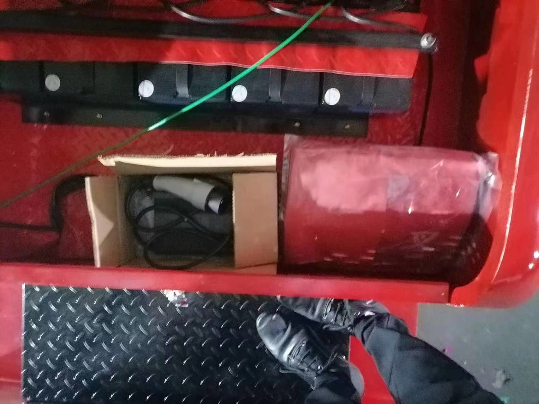 신형 소형 디젤 포크리프트와 신형 소형 전기 포크리프트