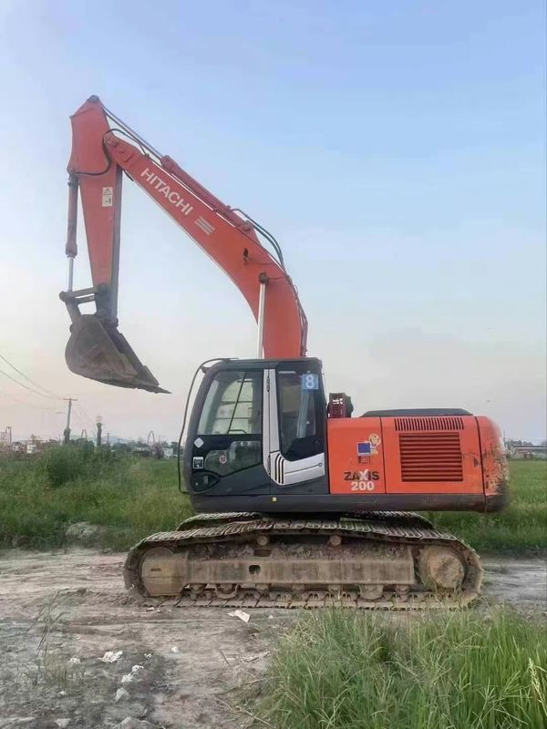 Japanese Imported Hitachi ZX200-5G Excavator On Sale At A Discount